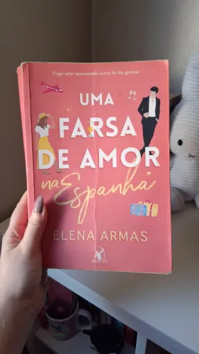 Livro Uma Farsa de Amor na Espanha