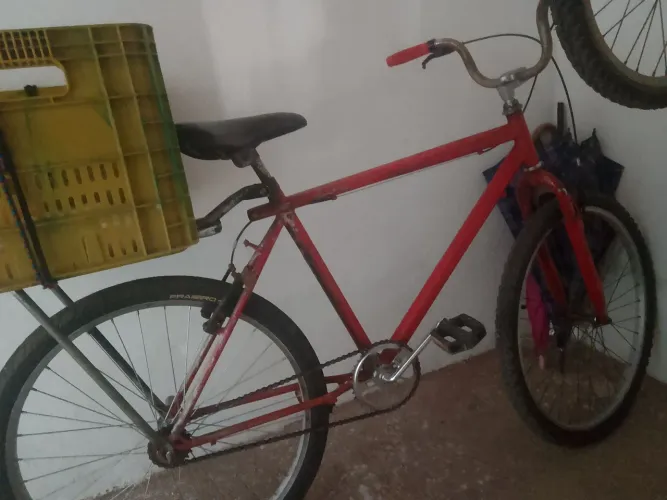 Troco bike aro 26 por cargueira