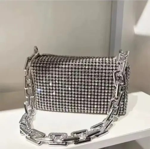Bolsa prata brilhante