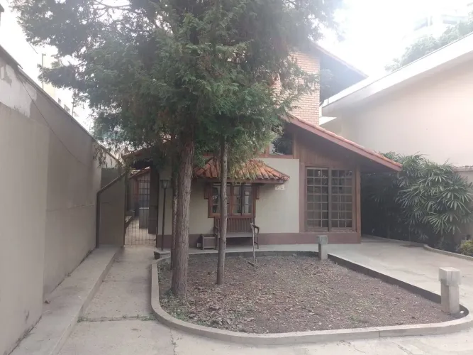 Ponto Comercial/Loja/Box para Locação por R$ 25.000,00/mês - Moema - São Paulo/UF