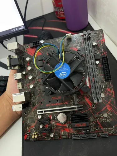 KIT PLACA MÃE + PROCESSADOR I5 10400