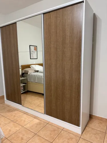 Guarda roupa 3 portas