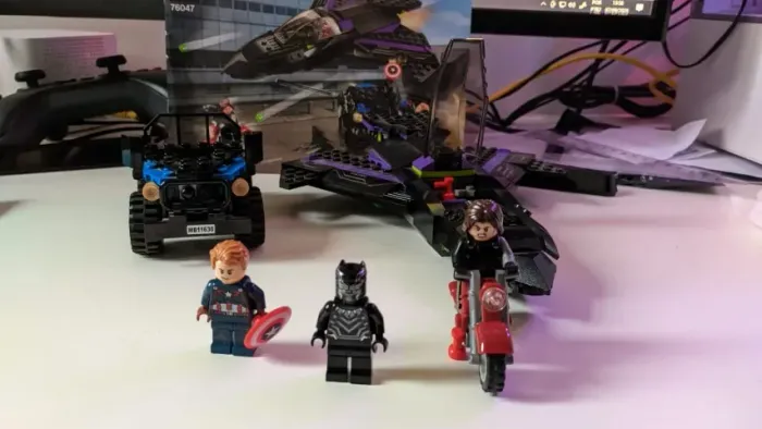 LEGO Marvel 76047 Black Panther Pursuit - Praticamente completo + Manual