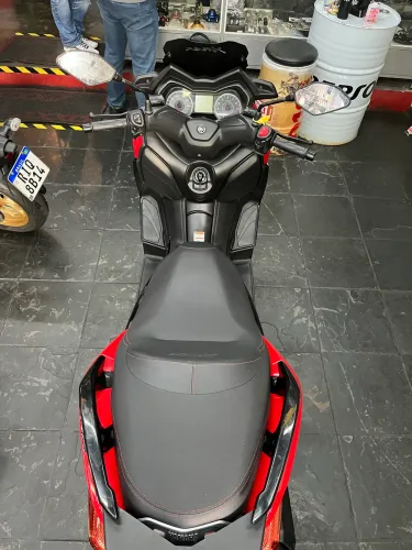 Yamaha XMax 250