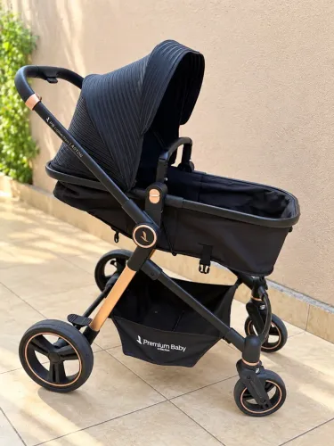 Carrinho de passeio/moisés preto e dourado - Aston Premium Baby - até 22kg