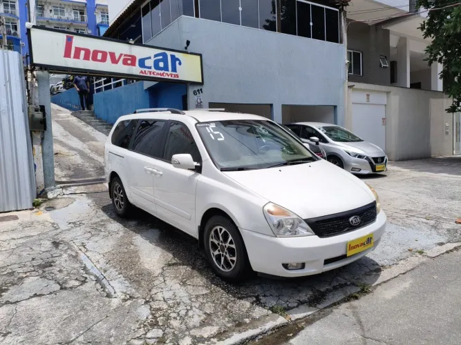 Kia Motors Carnival EX 3.5 V6 24V 276cv Aut. 2015