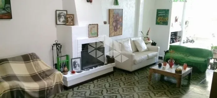 CASA NA VILA ASSUNÇÃO, COM PÁTIO E VISTA PARA O POR DO SOL