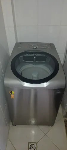 Máquina de Lavar Brastemp Inox Ative 11kg <br>Só não está centrifugando