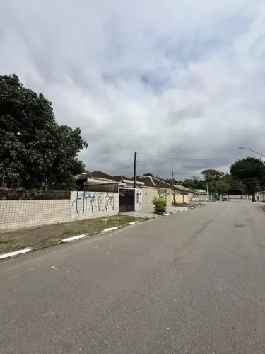 Terreno para venda tem 276 metros quadrados em Santa Maria - Santos - SP