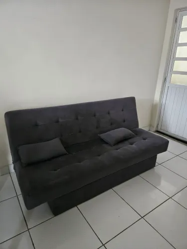 Sofá Cama com pouco tempo de uso 