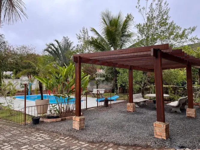 Casa Duplex com piscina no Fazendinhas do Ipiranga