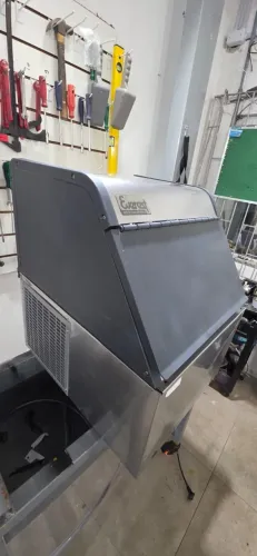 MÁQUINA DE GELO EVEREST