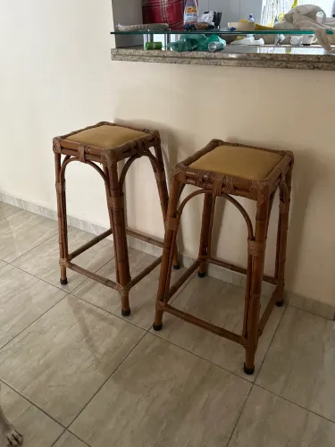 Banquetas de bambu 