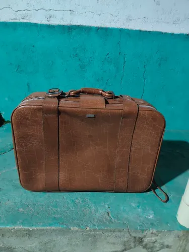 Mala de viagem de couro legítimo