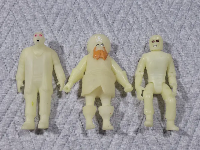 Lote de bonecos vilões do scooby doo