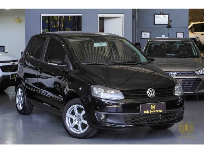 Volkswagen Fox 1.0 MI Total Flex 8V 5P 2013