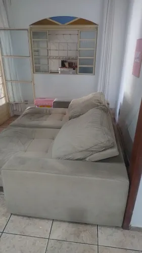 Sofá retrátil bege