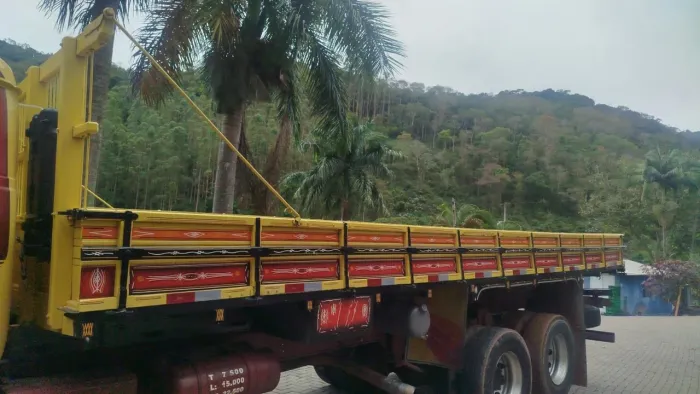 Carroceria truck