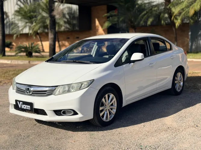 Honda Civic Sedan LXS 1.8/1.8 Flex 16V Aut. 4P 2015