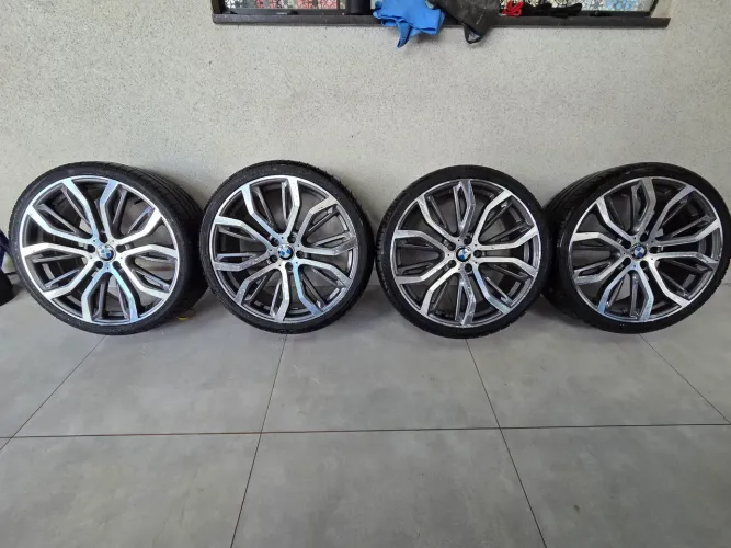 Jogo de Rodas Aro 20 + Pneus 225/35 R20