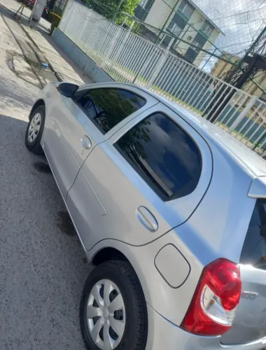 Toyota Etios X 1.3 Flex 16V 5P Mec. 2015