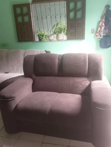 Vendo sofá 2 lugares *14)