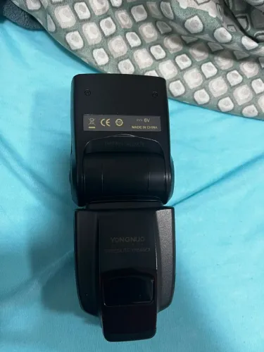 Flash Yongnuo YN565EX - Excelente Estado