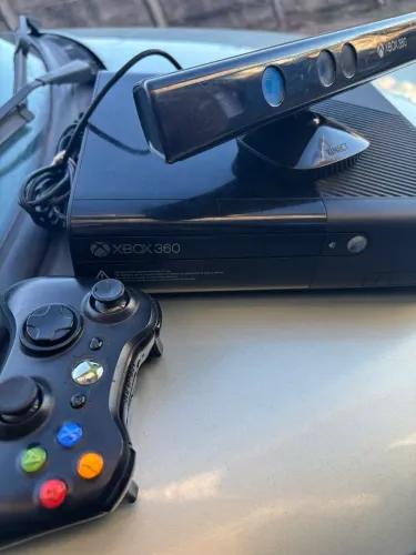 XBOX 360 E console 