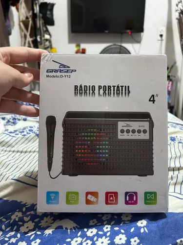 Caixinha de Som / Rádio Portátil Grasep D-Y12 com Microfone 