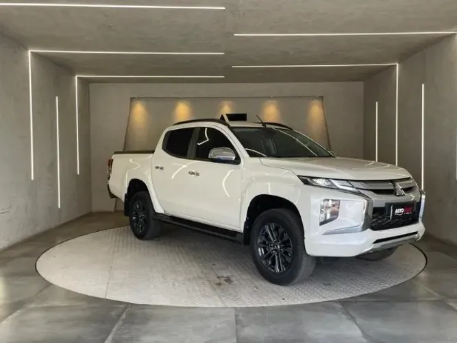 Mitsubishi L200 Triton Sport HPE 2.4 CD Diesel Aut. 2025
