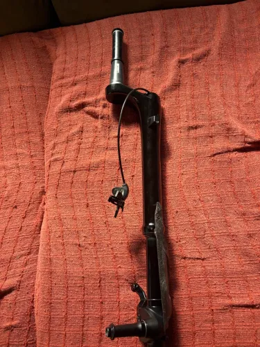 Suspensão Lefty Ocho Carbon 120mm C/ Trava