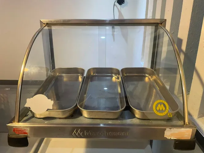 ESTUFA VITRINE PARA SALGADOS 3 BANDEJAS VIDRO CURVO EXPOSITOR