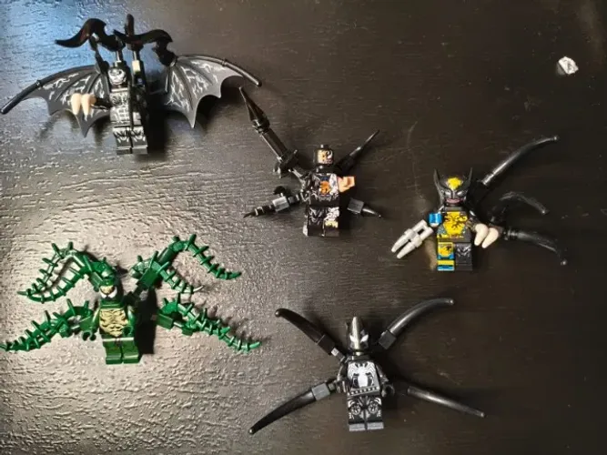 Lego Marvel Venom