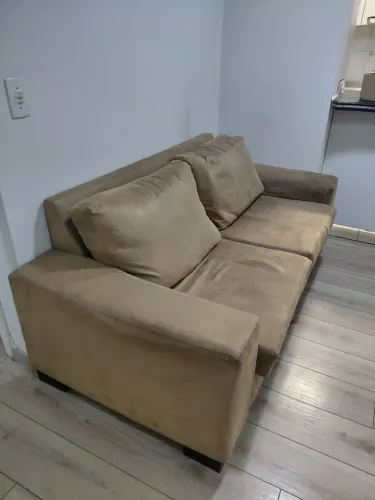 Sofá dois lugares