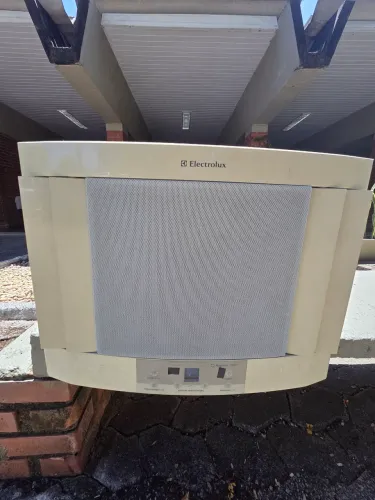 Ar eletrolux com defeito