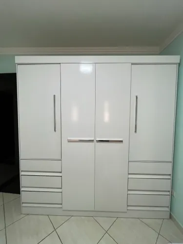 GUARDA ROUPA SEMI NOVO