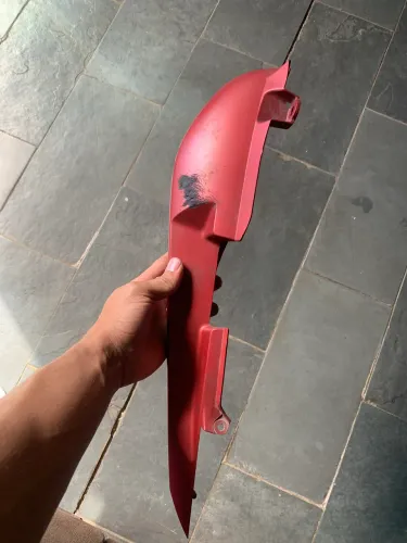 Carenagem traseira esquerdo fazer 150 2022 vermelho cereja 