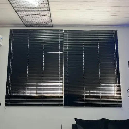 Persiana de Alumínio Preta | 160 x 220 cm, Regulável | Leia a Descrição!