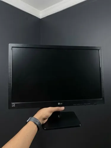 Monitor LG 17.5