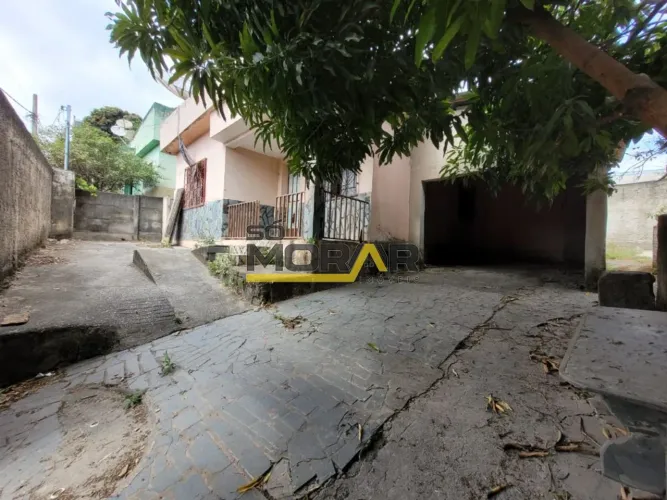 Lote/Terreno a venda no bairro Heliópolis, em Belo Horizonte / MG