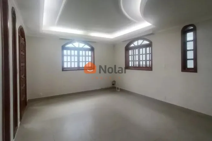 Casa de 03 quartos com vista panorâmica com 02 vagas para venda no bairro Jardim Vitória B