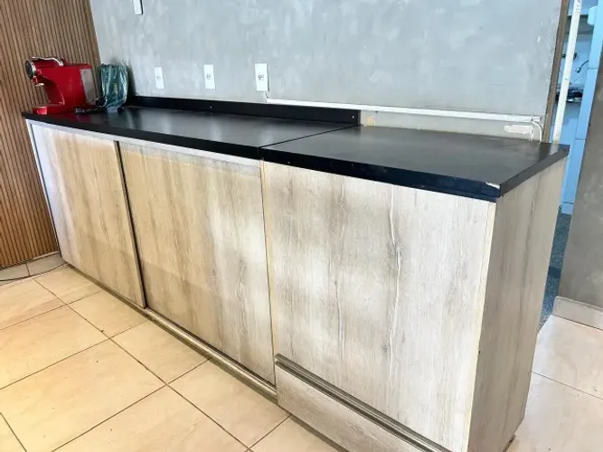 Balcão Planejado Premium em MDF | Grande, Moderno e Super Conservado