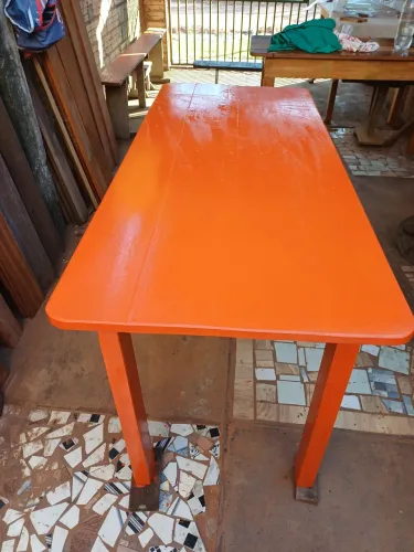 Vendo essa mesa 1,50 de comprimento e 60 de largura e 80 de altura me chama *