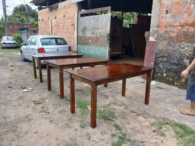 Mesa maciça 100%madeira