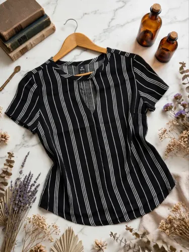 ? BLUSA HERING NOVA TAM 34/36 Hering original - listrada preta com branco