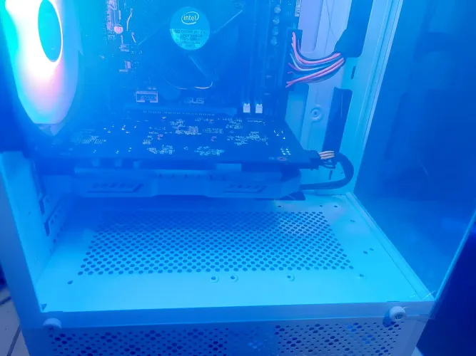 Placa de video GTX 750 2 gigas