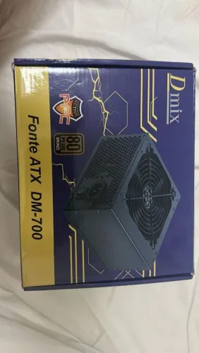 Fonte de alimentação 700W 80 PLUS Bronze