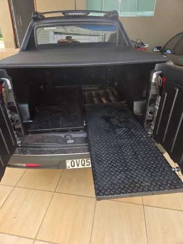 Plataforma para moto de trilha Fiat Toro