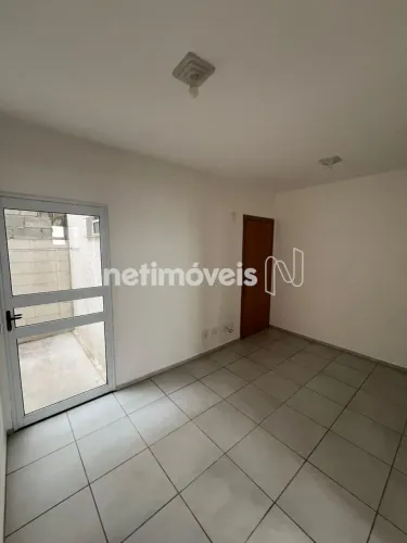 Apartamento 02 Quartos com Área Privativa em Justinopolis/ Ribeirão Das Neves