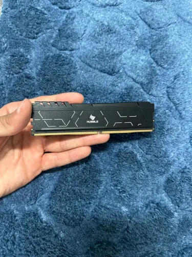 Giga ram DDR5 16GB 5600mhz Hubble